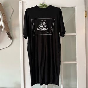 Cheap Monday black t-shirt dress 💀